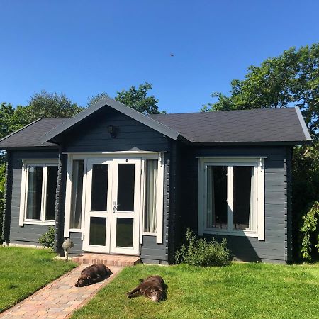 Modern Summerhouse Лимингтон Экстерьер фото